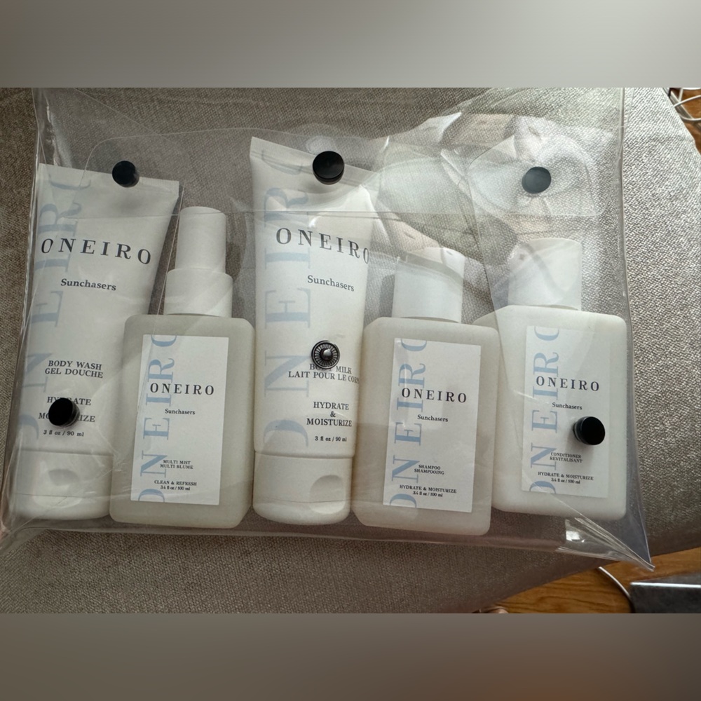 Oneiro Sunchasers Ready, Go Travel Kit - 5 Pcs with Plastic Pouch - BRAND NEW!